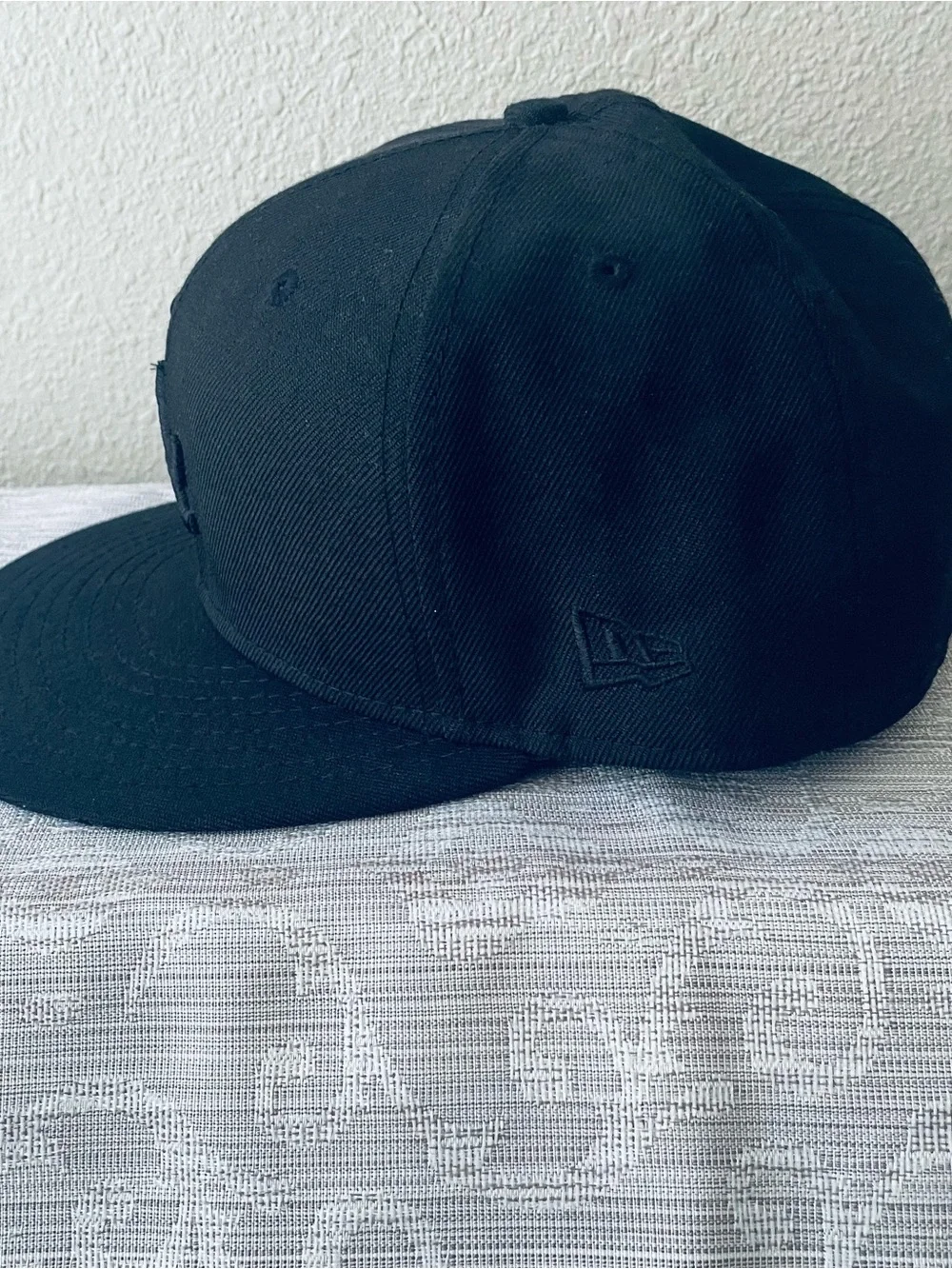 New Era Los Angeles Dodgers All-Black Fitted Cap